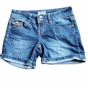 Sound girl Cut offs Size 3